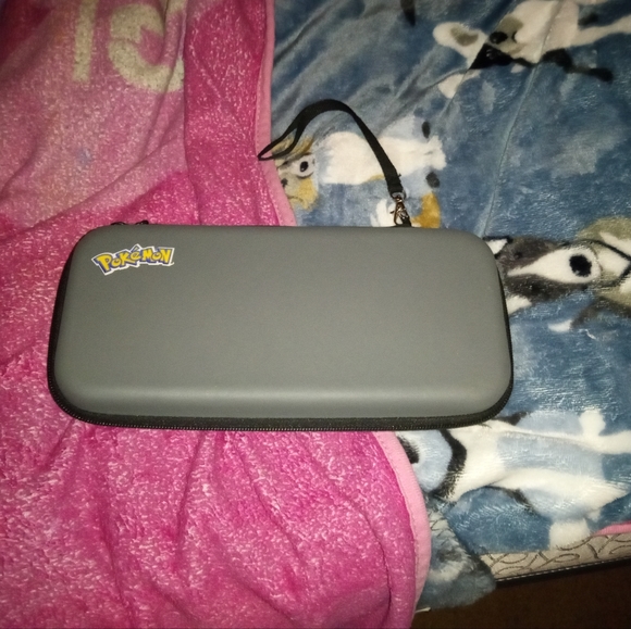 Nintendo switch - Picture 2 of 2